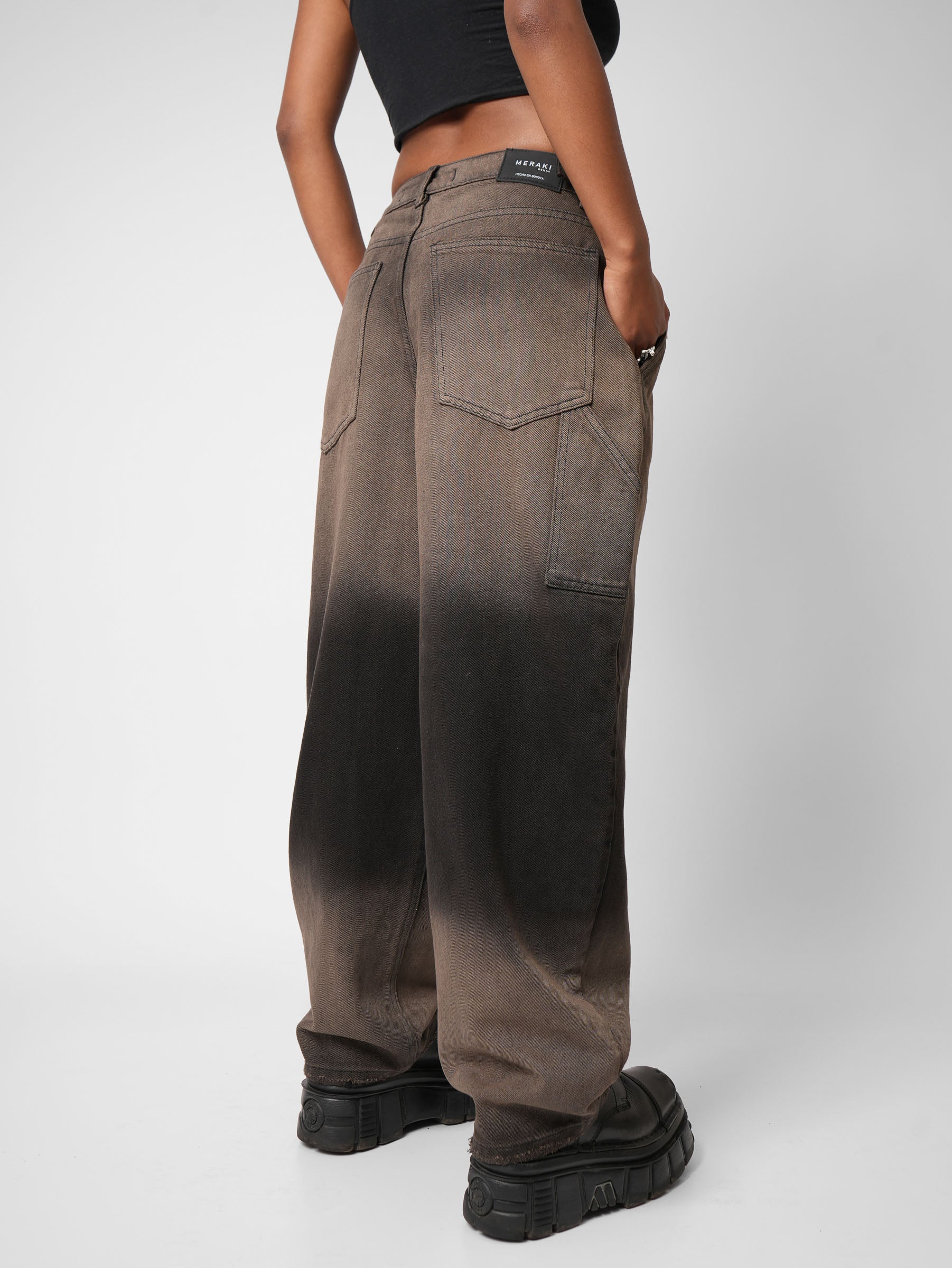 Baggy Earth Noir