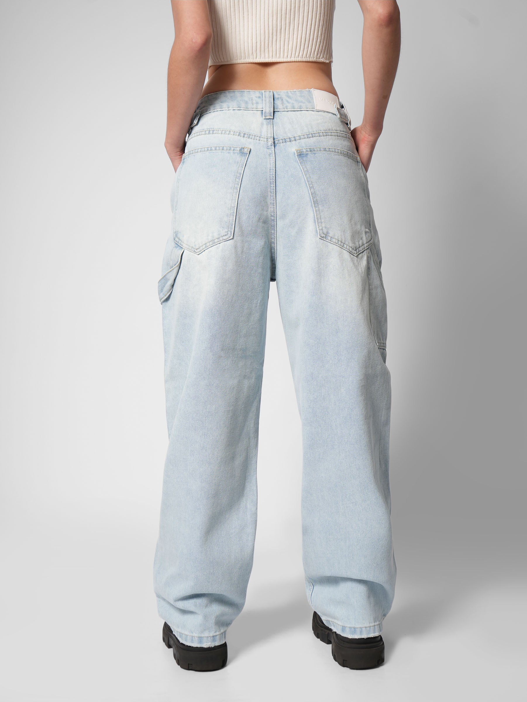 Baggy Static Ice