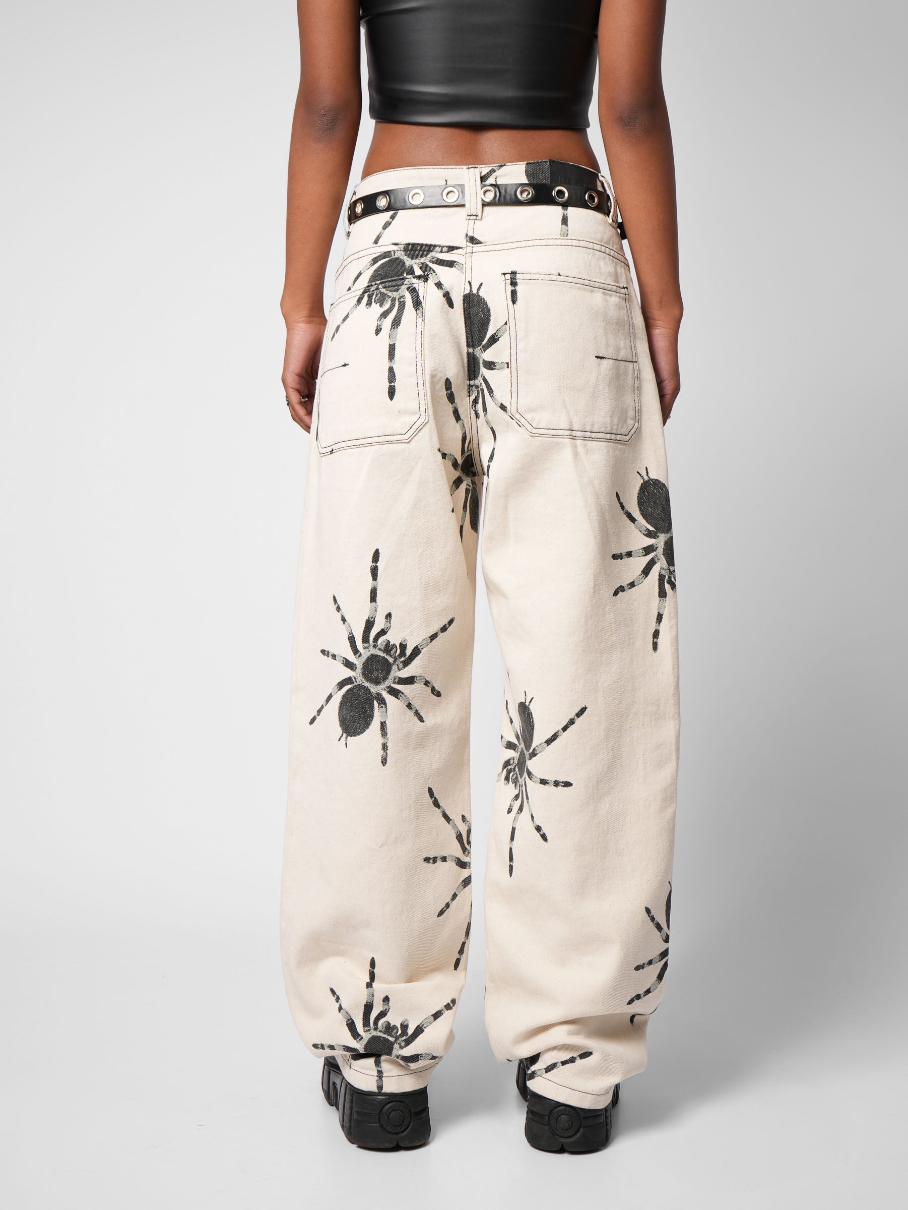 Wide Leg Widow
